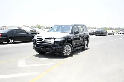 2026 Toyota Land Cruiser 4.0L GXR petrol without Rader