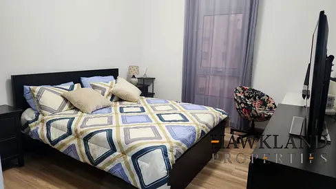 Fully Furnished 2 BR | Middle Floor | Park View