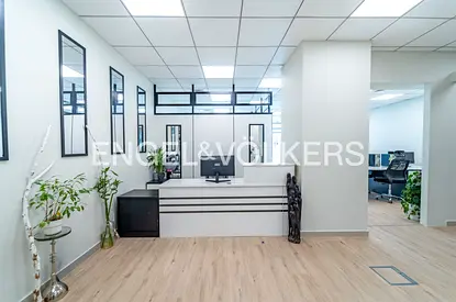 Premium Fit-out | Large Layout | Vacant Now
