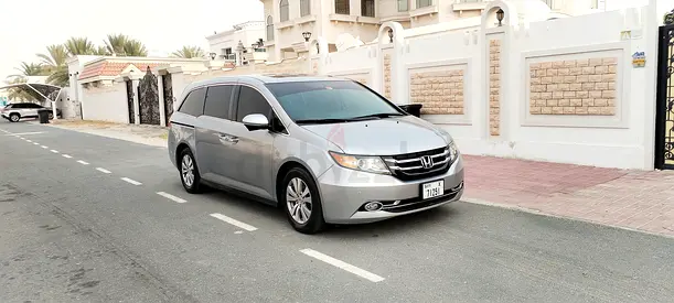 Stunning 8 seater Full option Odyssey. GCC. in superb condition with low mileage, Expat Driven,