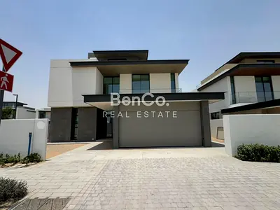 Ready to Move | Large Plot | The Valley Expert