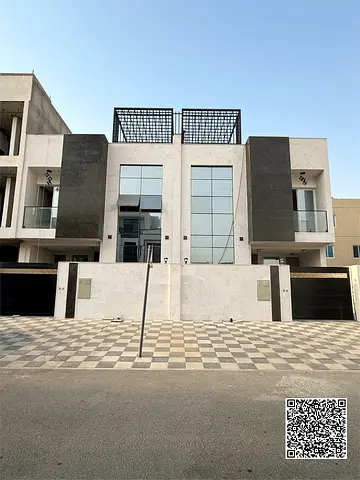 فيلا مميزه بحمام سباحة للبيع بحي الياسمين