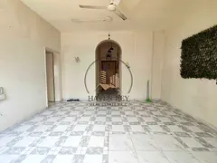SPACIOUS ONE BEDROOMHALL // PRIME LOCATION // FAMILY BUILDING // REASONABLE PRICE // EASY ACCESS TO