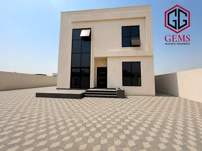 STUNNING VILLA | MODERN DESIGN | WELL-MAINTAINED