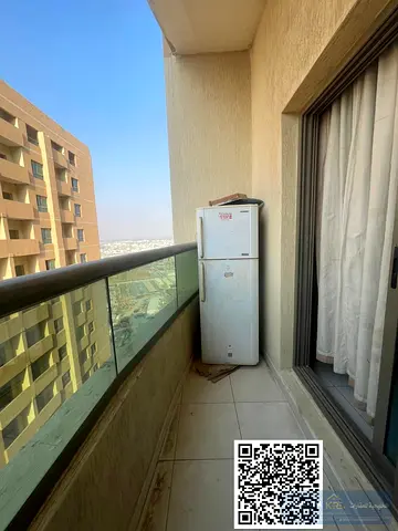 🏡 Vacant & Fully Furnished 1BR Apartment for Sale 📍 B6 Lake Tower, Emirates City – Ajman