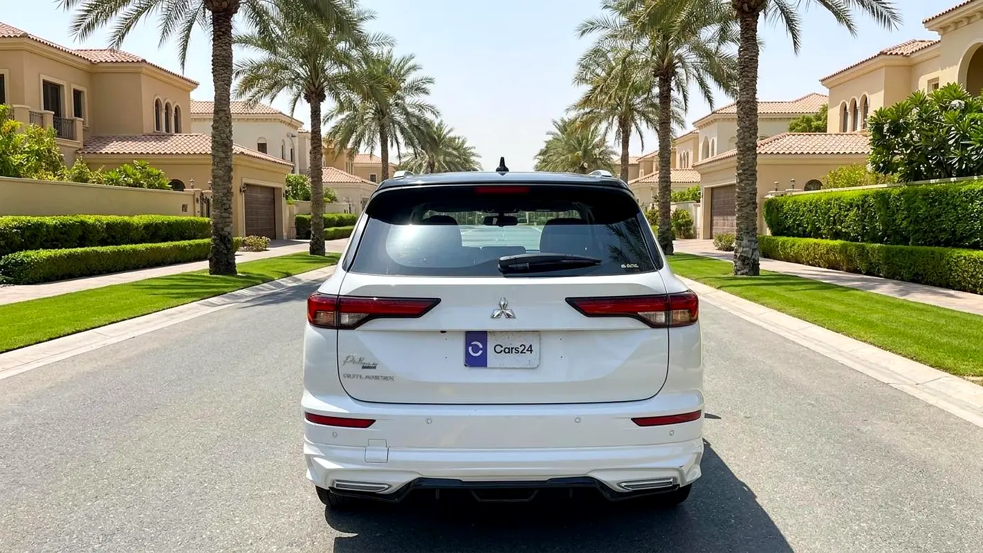 Mitsubishi Outlander 2025