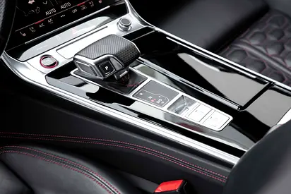 2021 AUDI RS6 — фото 10