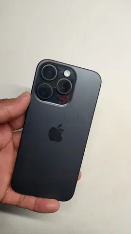 iPhone 15 Pro Black Titanium 128 GB locked