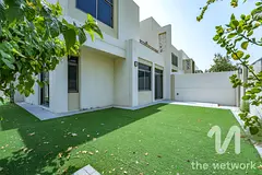 Vacant | 4 Bed TH | Corner | Close to Pool And Gym