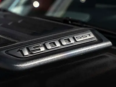 صورة 8 لـ 2025 RAM 1500