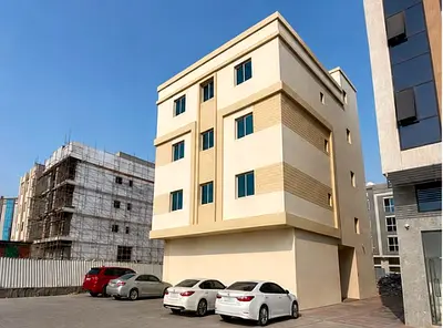 مبنى سكني وتجاري متكامل مكون من طابق أرضي وثلاثة طوابق للبيع في عجمان، عليا