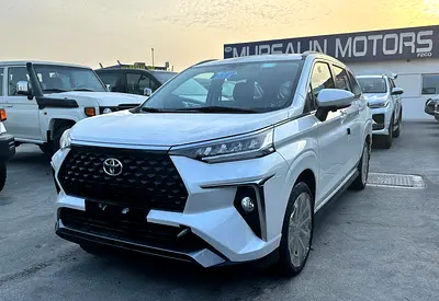 Toyota Veloz 1.5L 2025 GCC White Petrol (Export Only)