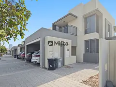 2.5% Commission | Luxurious | Balcony with Views