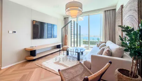 CORNER LOCATION , Fully Luxury Furnished with Designer Interiors,,Fitted kitchen,Seaview from all r