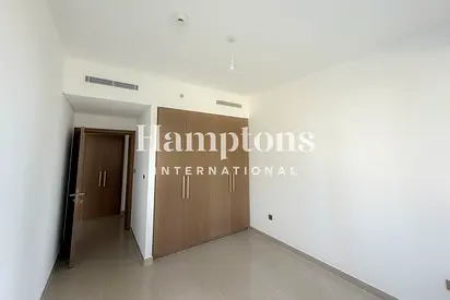 Spacious 1BR | Creek View | Prime Location
