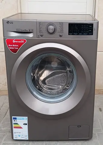 LG washing machine 6kg with working good condition