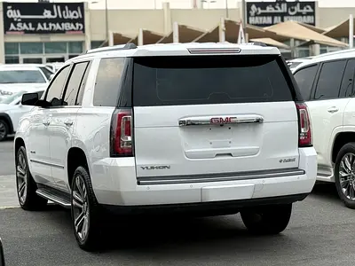 2015 GMC YUKON — фото 11