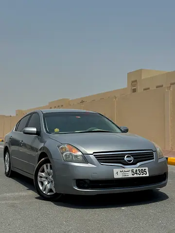 Nissan Altima 2009 Clean