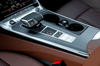 2025 AUDI A6 photo 10
