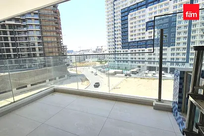 Brand New I Vacant I Private Pool I 6chqs