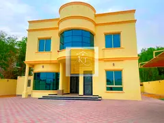 PRIME AL QUOZ LOCATION!! GRAND 5BR!! Maid & Driver Room!!