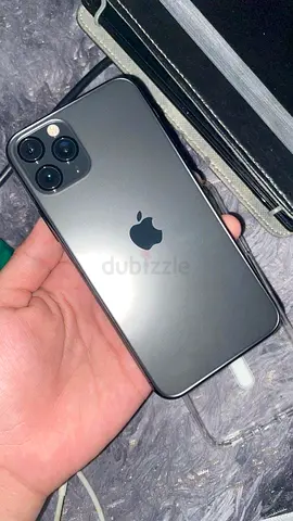 iphone 11 Pro 256GB 4 month warranty