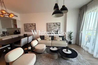 Upgraded | Sea View | Fully Furnished