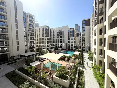 Pool view | | Mortgageable | Ready to move