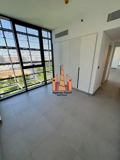 2bhk ready to move apartment beautiful view / good offer / free hold