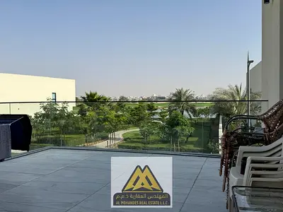 فرصة استثنائية لاستئجار فيلا فاخرة في منطقة الزاهية، إحدى أرقى المناطق السكنية في عجمان، تتميز بمساحة واسعة وتصميم راقٍ، مع مسبح خاص