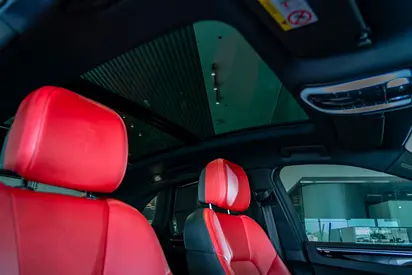 2024 Porsche MACAN thumbnail 17
