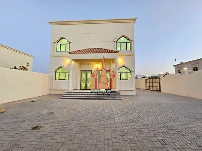 5 Bedroom brand new Villa all master room big yard Hall Majlis sewa owner name 120k last