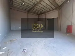 35 kVA electricity, suitable for industrial and commercial activities, and there is a suitable enclo
