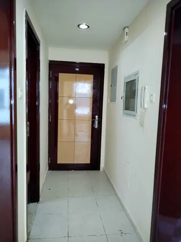 JASMINE TOWERS : RENTAL INVESTMENT 1 BEDROOM HALL CLOSED KITCHEN FOR SALE