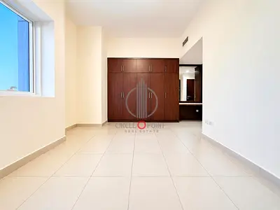 Chiller Free 3BHK + MaidRoom & kitchen appliances || Near Metro Station || Prime Location ready to move