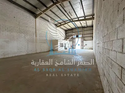 مستودع للإيجار الصناعية 11 مساحة 3000 قدم شارع رئيسي