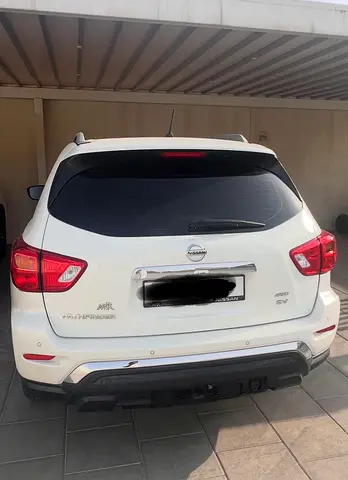 2020 Nissan PATHFINDER 缩略图 4