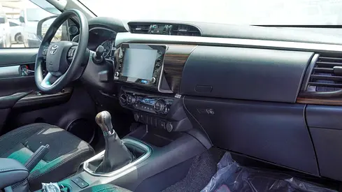 2026 Toyota HILUX 缩略图 8
