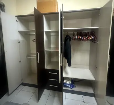 5 Door Wardrobe with Shelves and Drawers - Good Condition