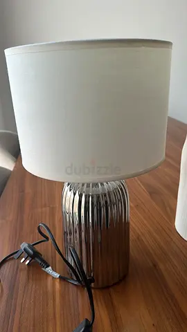 Table lamp