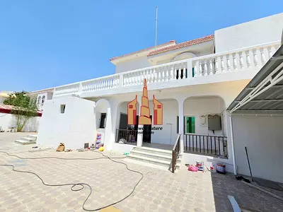 villa for sale big villa 12 Bed room Hall Majlis Miads room 6 Master room