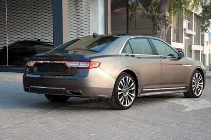 صورة 4 لـ 2020 Lincoln CONTINENTAL