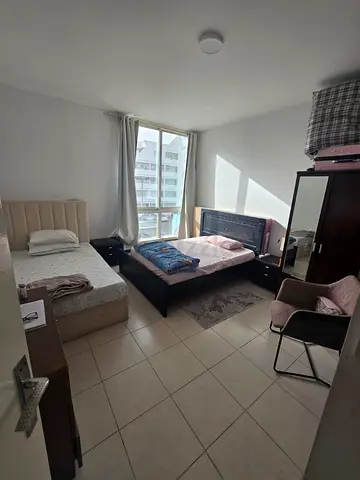 Female bed space in Garhoud near Airport