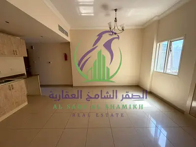 استوديو مميز في النهدة الشارقة بمساحة واسعة وخزائن بالحائط وشهر مجاني مع جيم بسعر مناسب