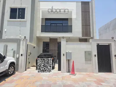 Spacious townhouse for sale, 5 rooms, high-end finishes, ready to move in