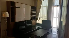 SPACIOUS l NEAR METRO | UNFURNISHED