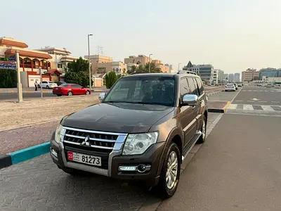 Mitsubishi Pajero 2015 GLS Top Line GCC Specs ENGINE 3.8 L