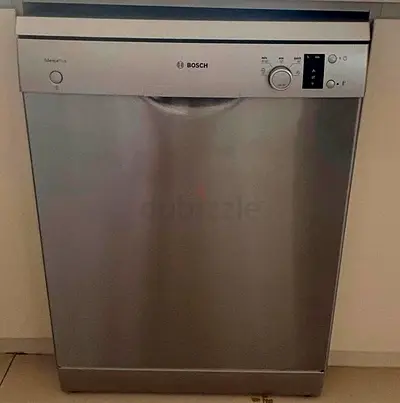 Bosch Silver Freestanding Dishwasher - Good Working Condition
