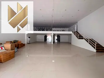 Showroom for Rent in Industrial Area 4 – Main Road – 15,000 Sq. Ft. – Modern Finish – Offices – Mez