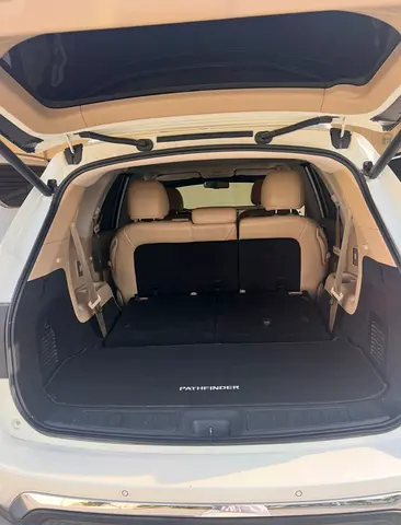 2020 Nissan PATHFINDER 缩略图 10
